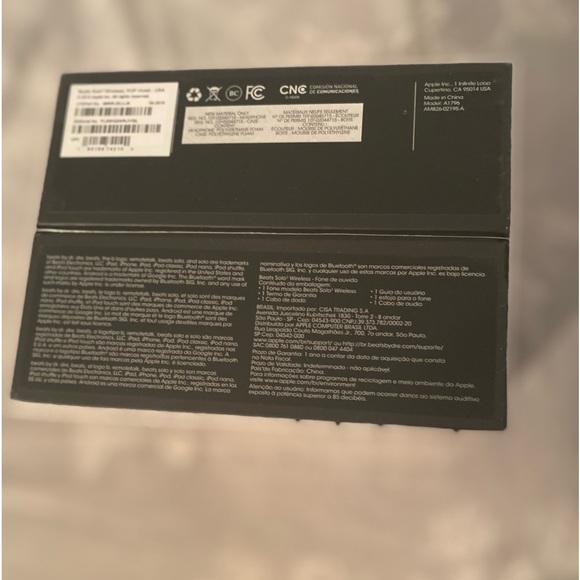 Beats solo3 wireless RARE POP collection SEALED AND NOT USED - Picture 5 of 5